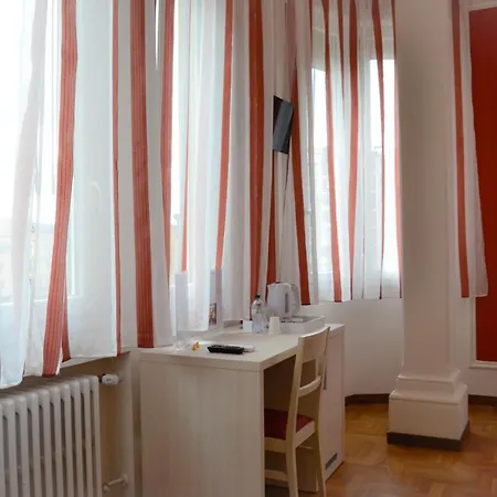 Palazzo Liberty ゲストハウス ボローニャ